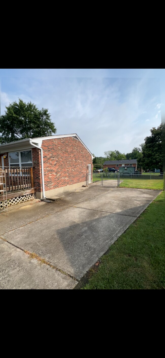 Building Photo - 2503 Tavistock Ct