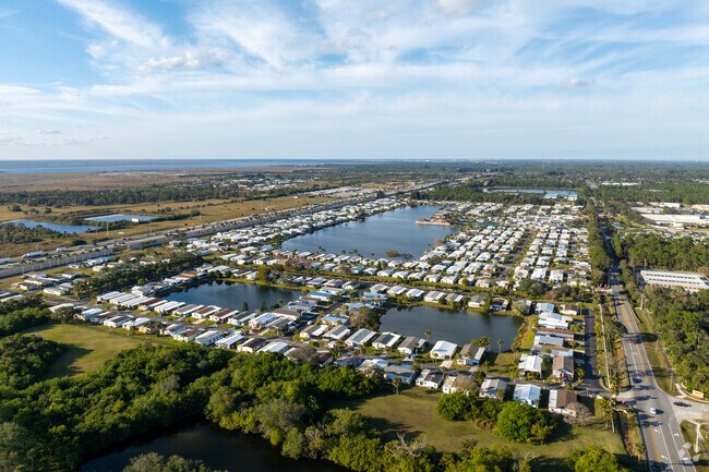 500 Lantern Blvd. Melbourne, Florida 32934 - Lamplighter Village