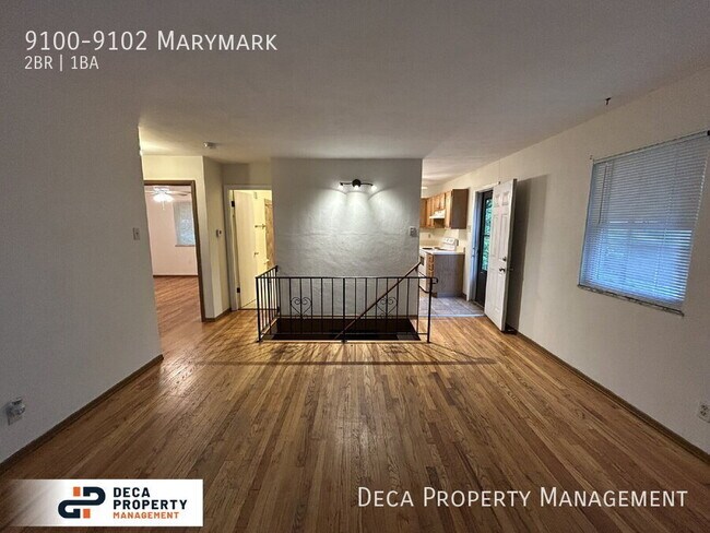 Foto del edificio - 9100-9102 Marymark-