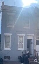 Building Photo - 40XX Nice St