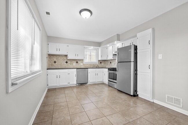 Foto del edificio - 4290 Norwood Dr