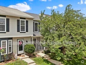 Building Photo - 6786 Wood Duck Ct