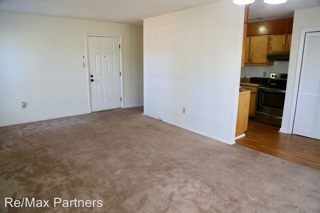 Building Photo - 3 br, 1.5 bath House - 3512 Wyevale Drive