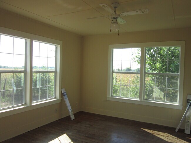 Photo - 4111 Stapper Rd House