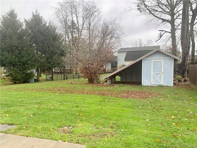 Building Photo - 8004 Ginger Rd