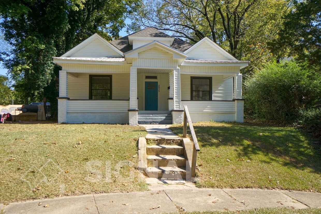 Foto principal - 2915 Z Ave
