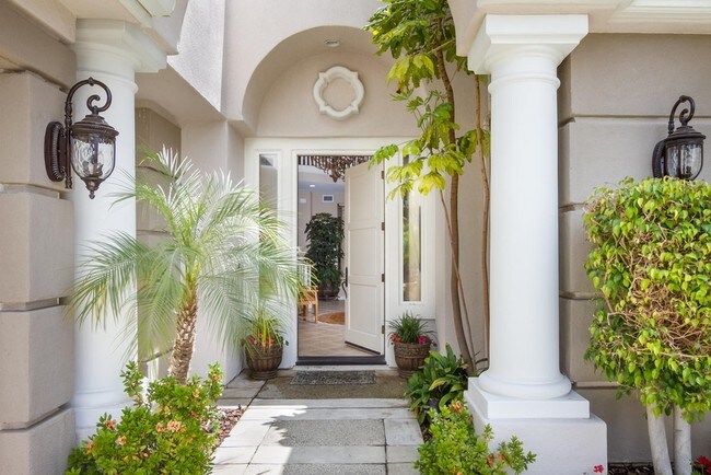 Foto del edificio - 2514 Montecito Ave