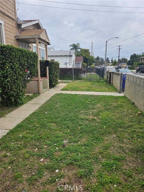 Foto del edificio - 897 W Monterey Ave