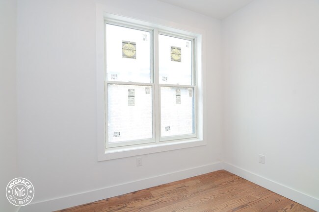 Foto del edificio - 840 Franklin Ave