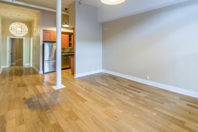 Foto del edificio - 300 Communipaw Ave