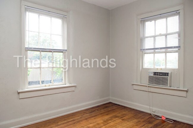 Building Photo - 1248 22nd St S