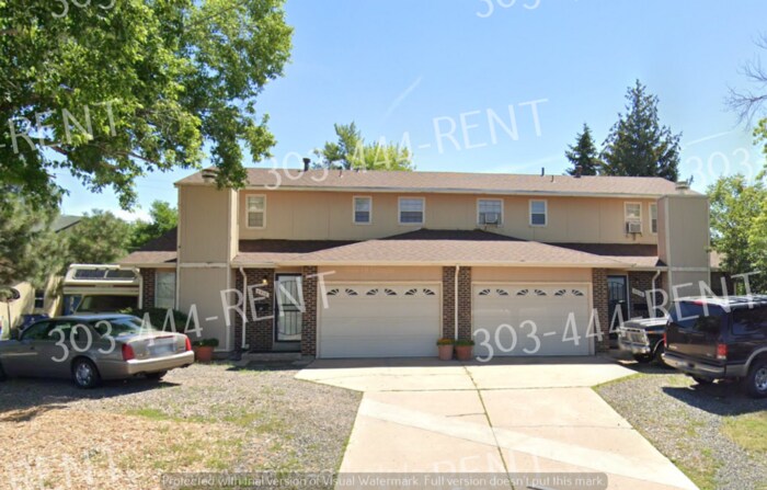 Primary Photo - Completely remodeled! Nice 3 bedroom duplex!