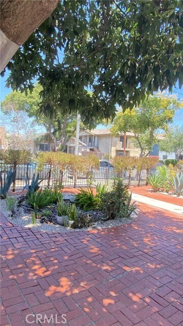 Foto del edificio - 1178 E 21st St