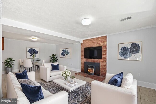 Foto del edificio - 13724 Lynhurst Dr