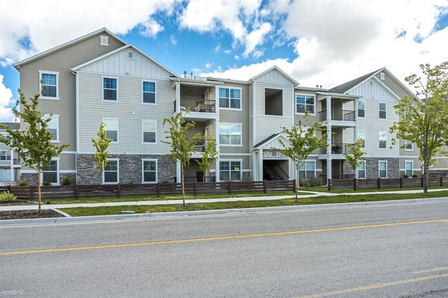 Building Photo - 3 br, 2 bath Condo - 59 West Seasons Drive