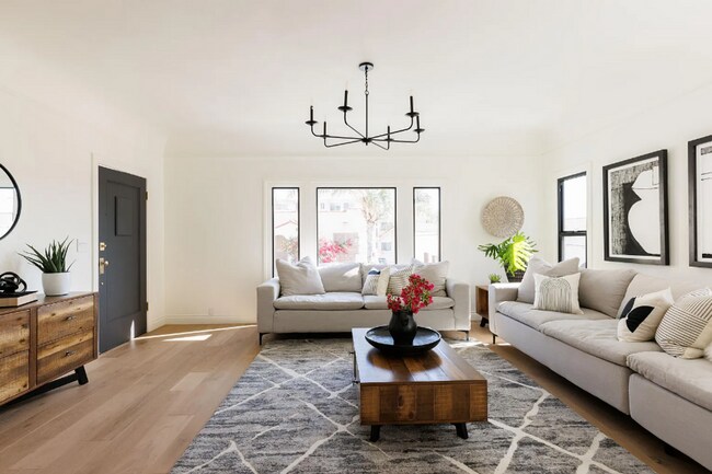 Foto del edificio - Stunning Echo Park house + Creative Space/...