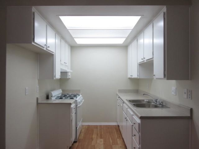 Foto principal - 1 bedroom in Riverside CA 92505