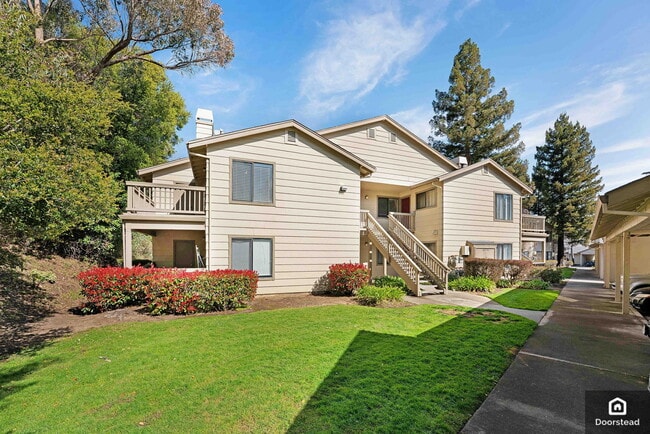 Building Photo - 1504 Chelsea