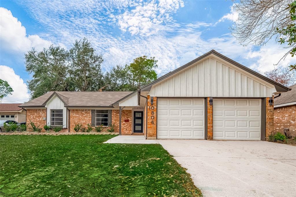 Foto principal - 10806 Silkwood Dr