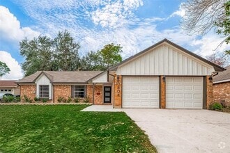 Building Photo - 10806 Silkwood Dr