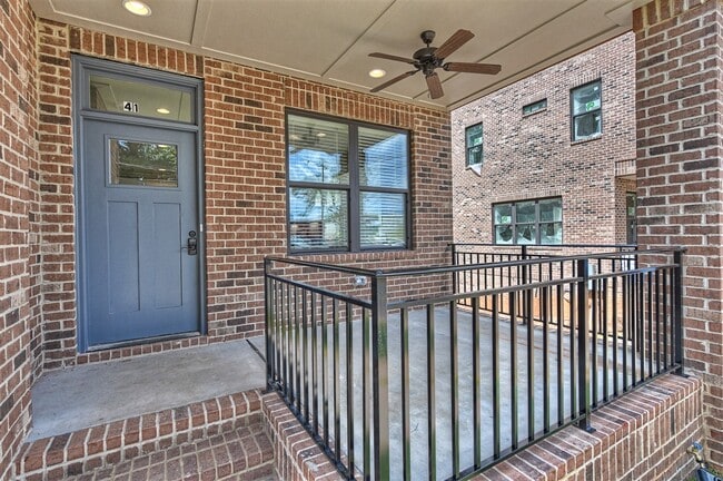 Building Photo - 410 Faison Ave