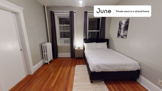 Building Photo - Room in Shared 3 bed/1 bath home