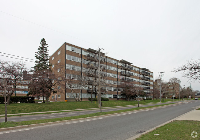 Building Photo - Windsor House