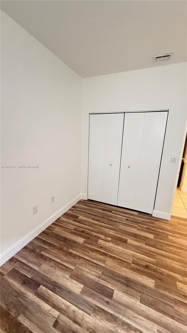 Building Photo - 1663 SE 27th Dr