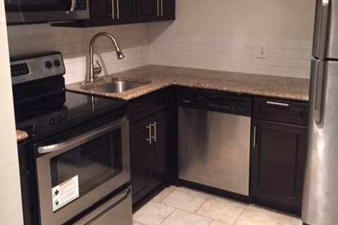 Foto principal - 5386 Pershing Ave