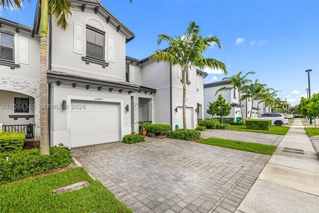 Foto del edificio - 20427 NW 4th Ave