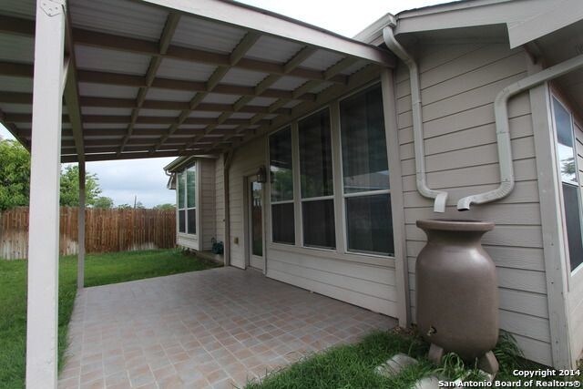 Foto del edificio - 6215 Heathers Cove