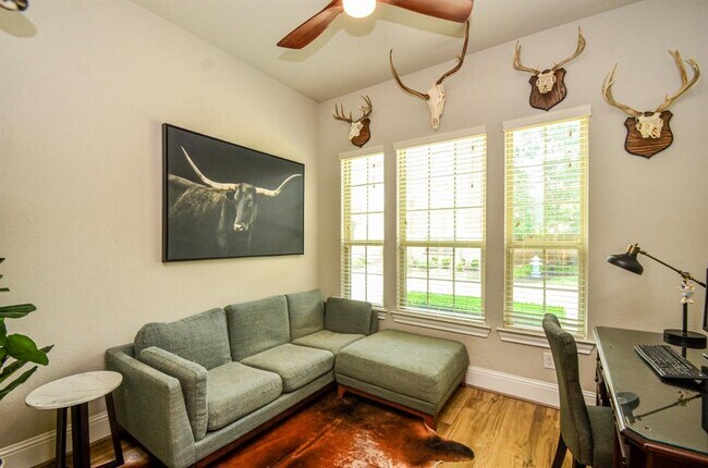 Foto del edificio - 3407 Mapleshire Dr