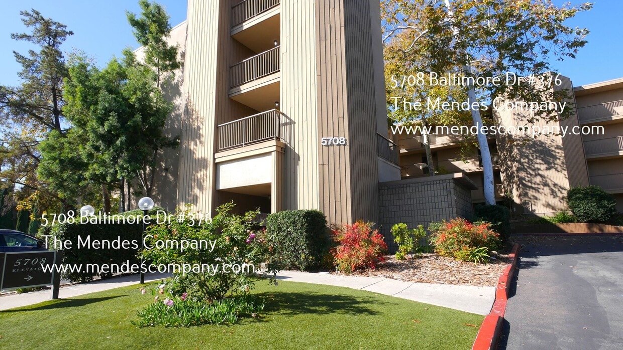 Foto principal - 5708 Baltimore Dr