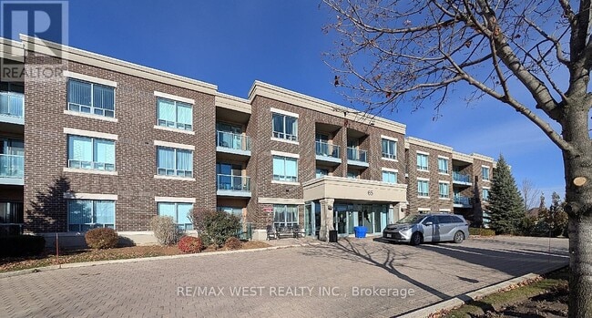 Building Photo - 65 Via Rosedale