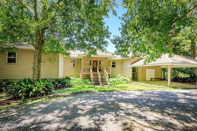 1307 Pine St, Gulfport, MS 39507 House Rental in Gulfport, MS