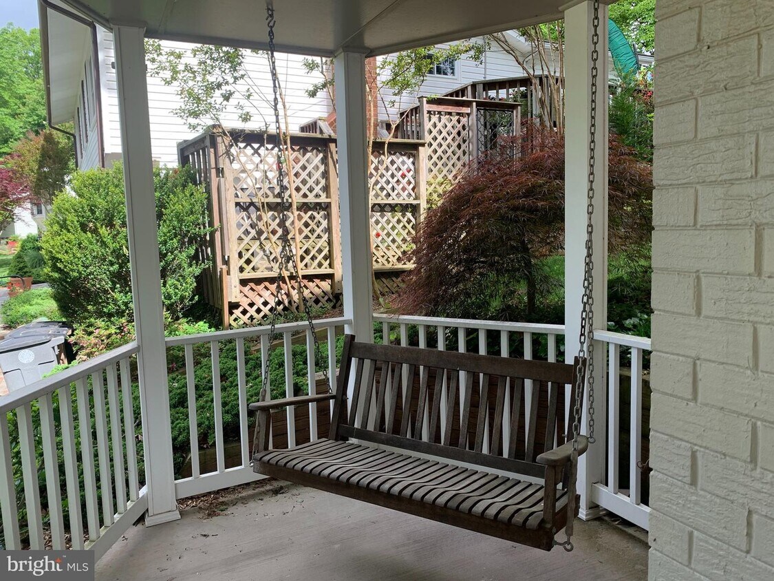 Primary Photo - 705 Wilson Ave