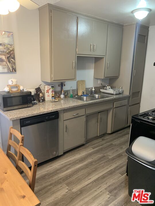 Foto del edificio - 544 W 41st Dr