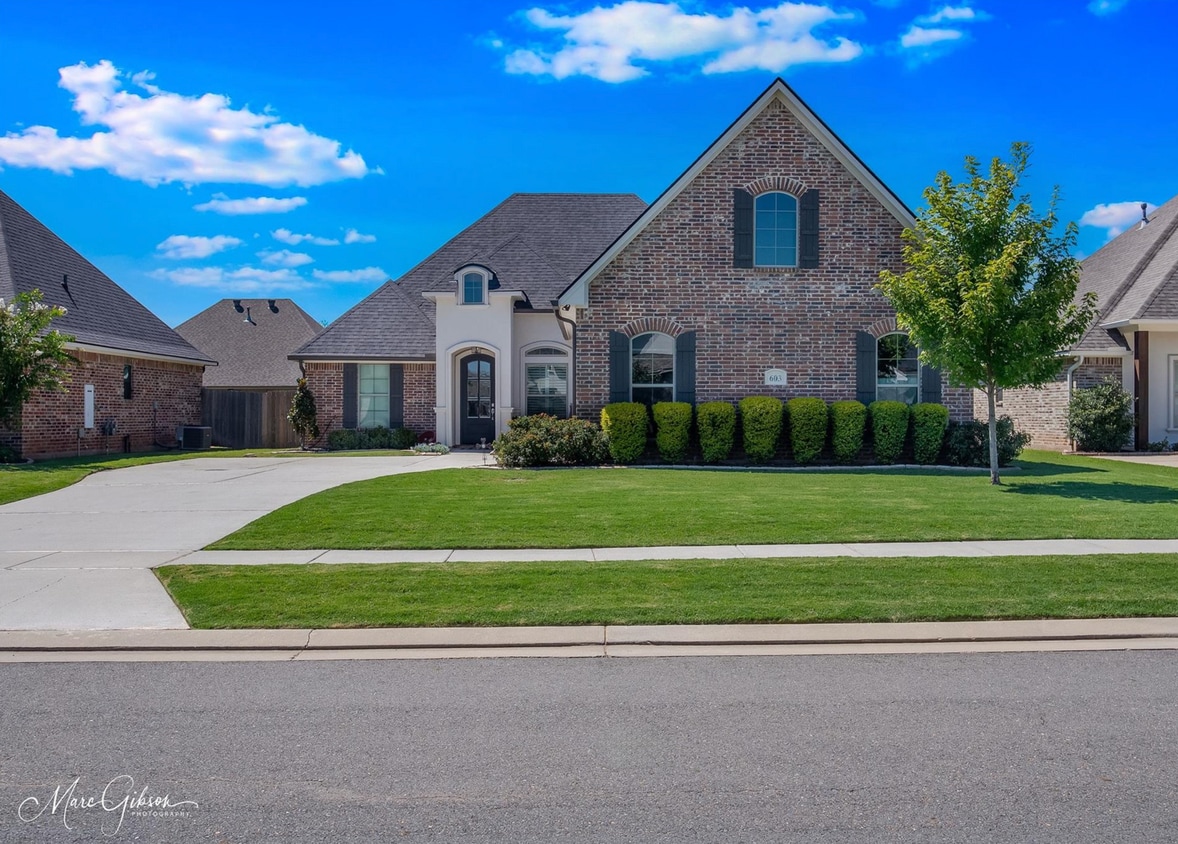 Foto principal - 603 Stowe Cir