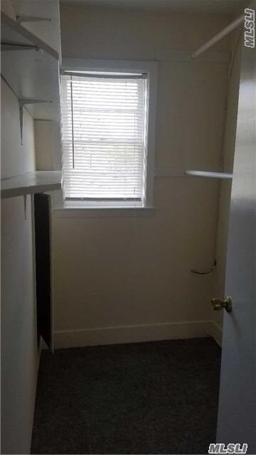 Foto del edificio - 290 Rocklyn Ave