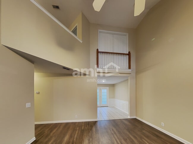 Building Photo - 1537 Teresa Ln