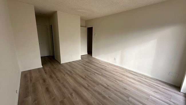 Foto del edificio - 1724 Montana Ave