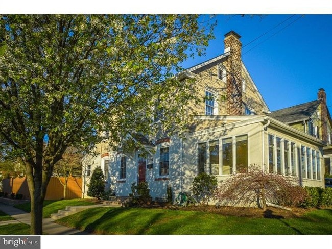 Building Photo - 7800 Elm Ave