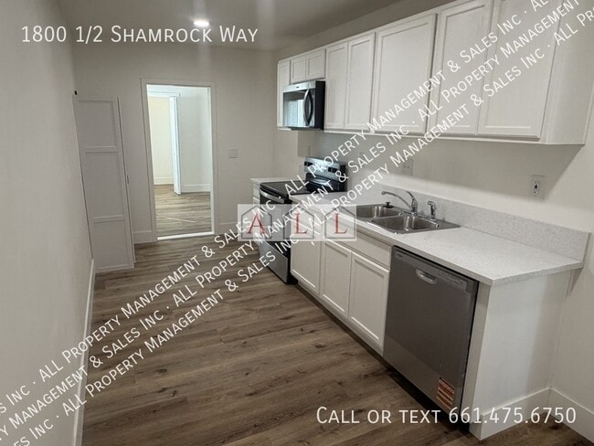 Foto del edificio - 1800 Shamrock Wy