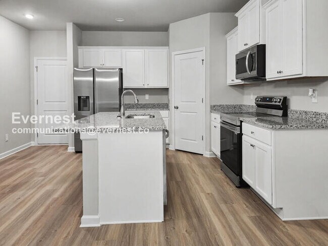 Foto del edificio - 3 Bed/2.5 Bath Home with Attached Garage / Pet-Friendly / Available Now!