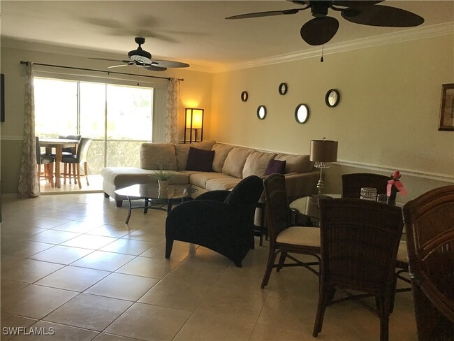 Foto del edificio - 440 Fox Haven Dr