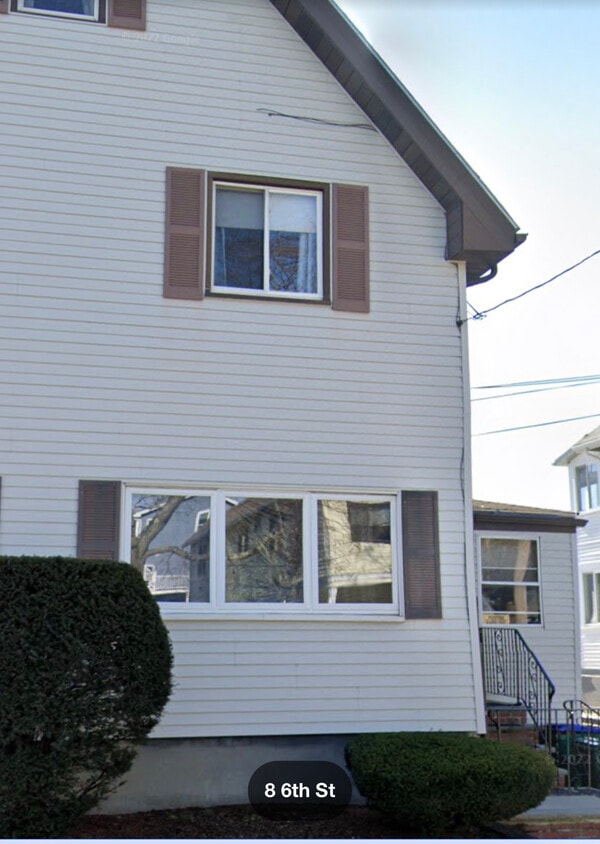 8 6th St, Medford, MA 02155 House for Rent in Medford, MA