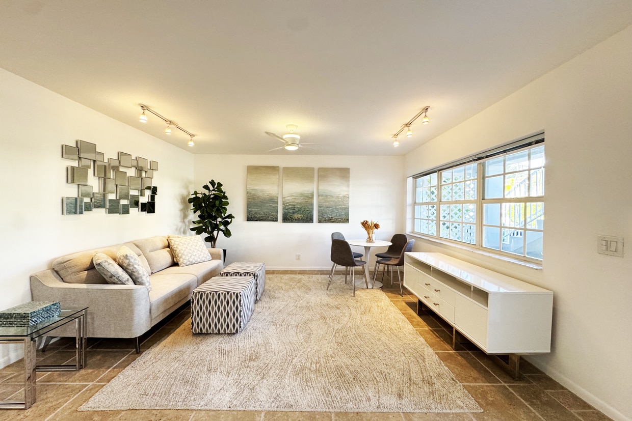 Photo - 234 Oleander Ave (Palm Beach, FL)