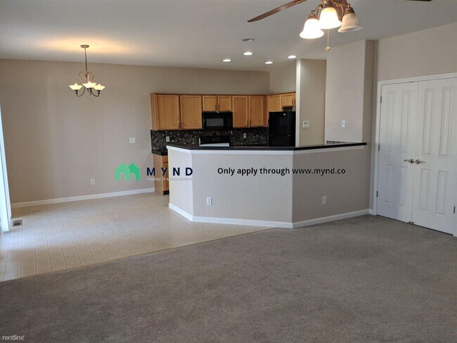 Building Photo - 3 br, 2 bath House - 11795 Desert Bloom Dr