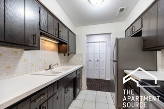 Building Photo - 2300 N Harlem Ave