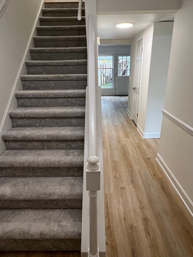 Foto del edificio - 4913 Marlin Ct